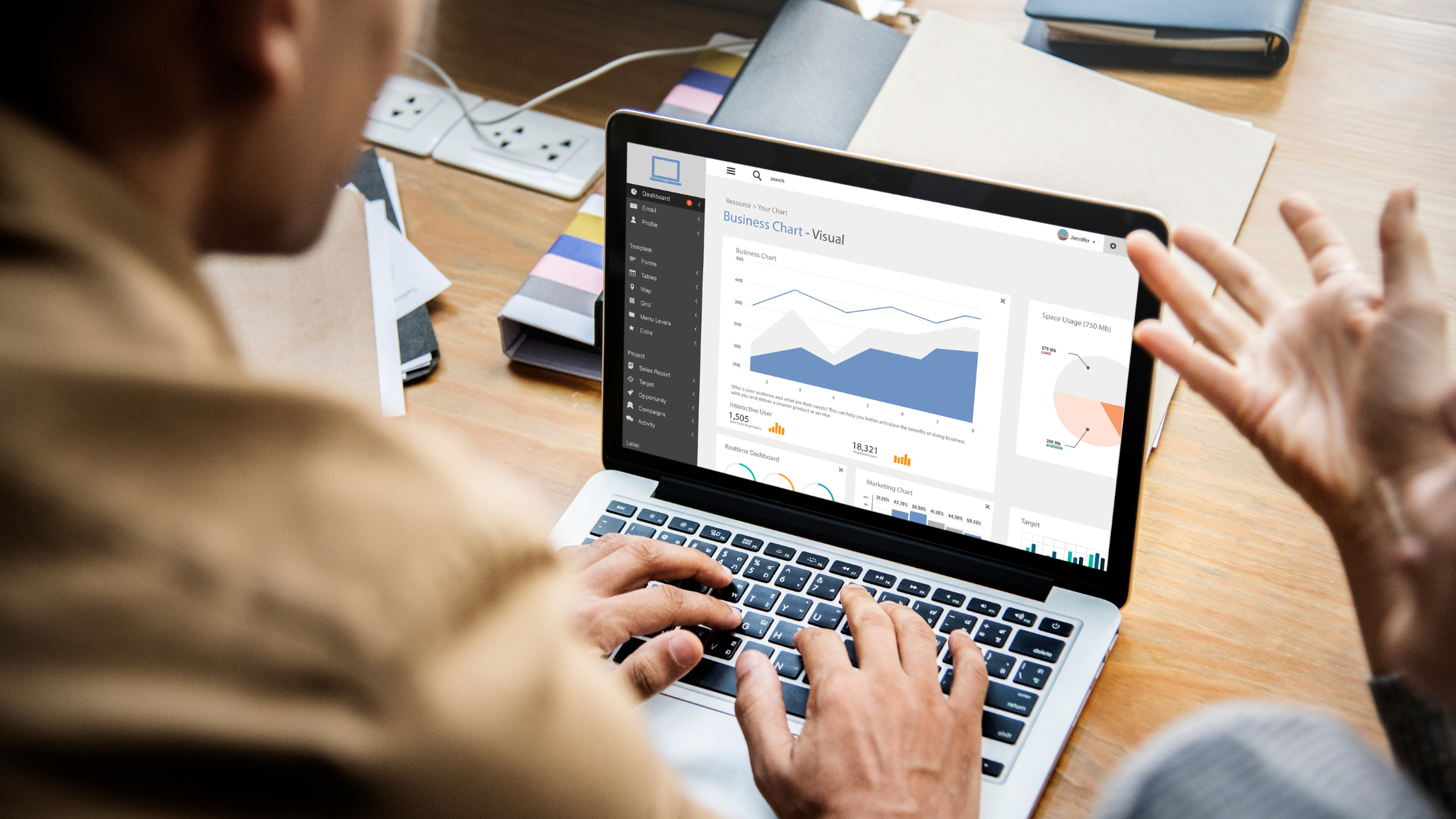 Cómo usar el Data Intelligence para destacar tu marca y productos en e-commerce