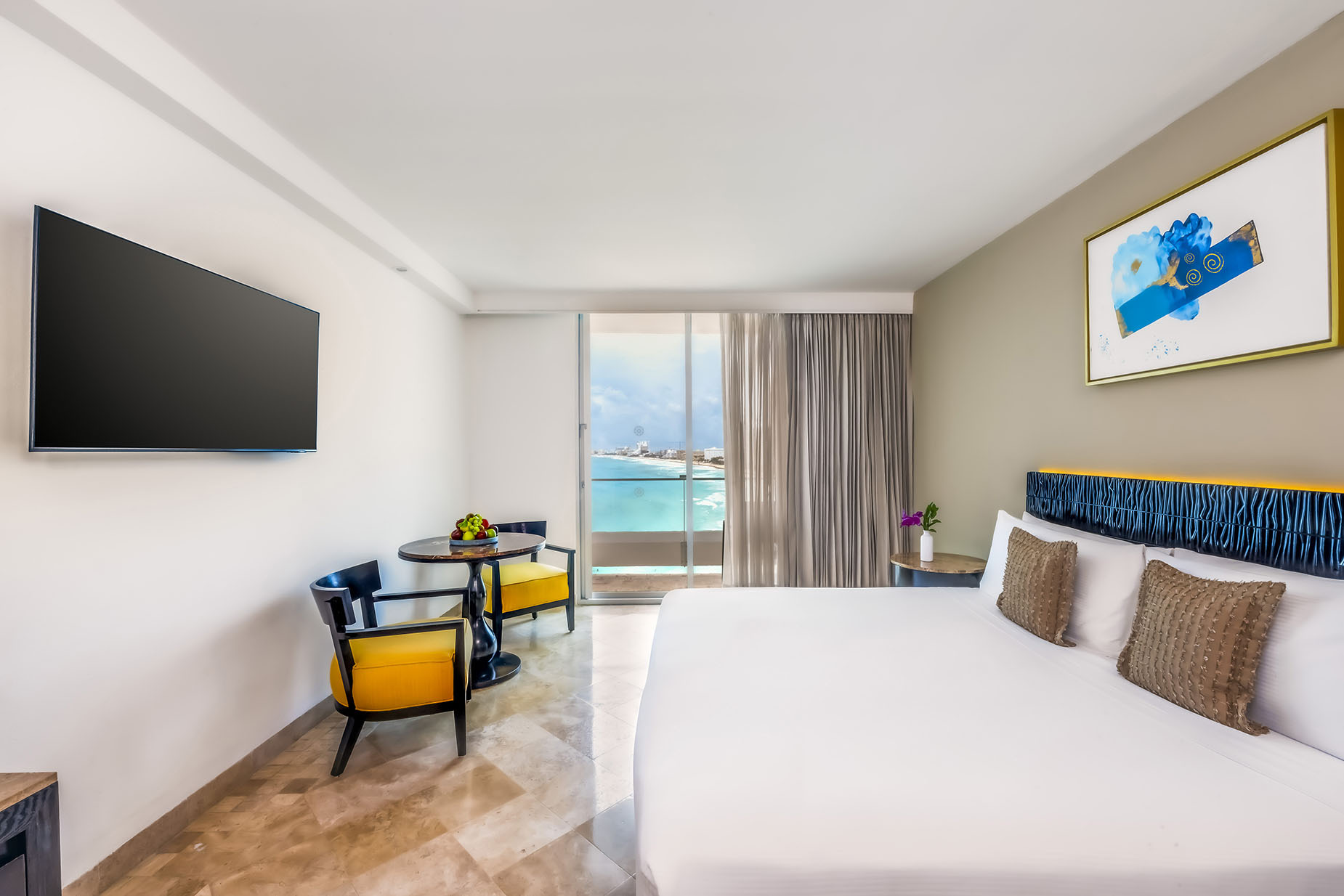 Deluxe Ocean Front