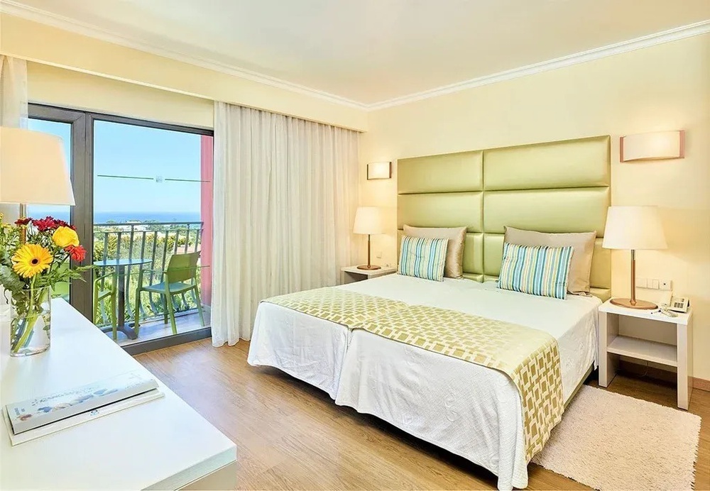 Baía Algarve Hotels