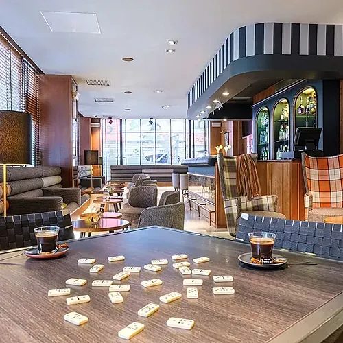 Hotel Sporting Andorra | Grandvalira Pas de la Casa | Official Web: Dominoes and coffee in our stylish lounge.