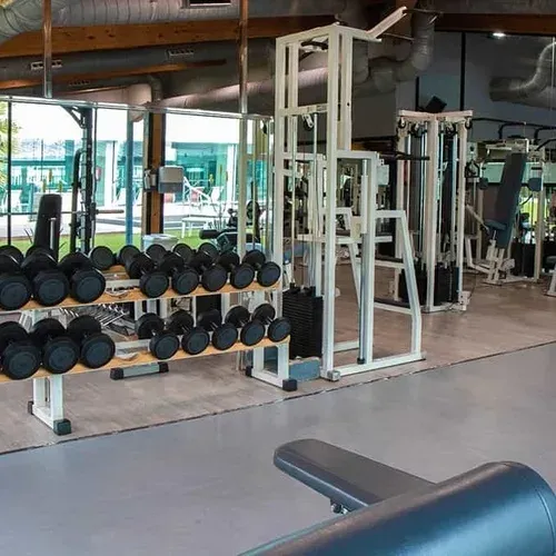 ESTIVAL Gym: Well-equipped for corporate events and workouts.