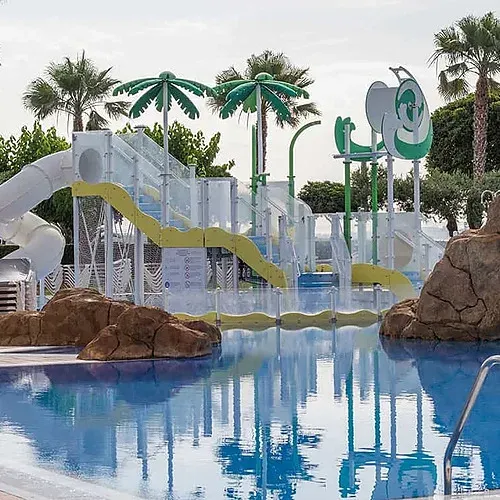Splash i piscina infantil a Estival Eldorado Resort | Estival Group.
