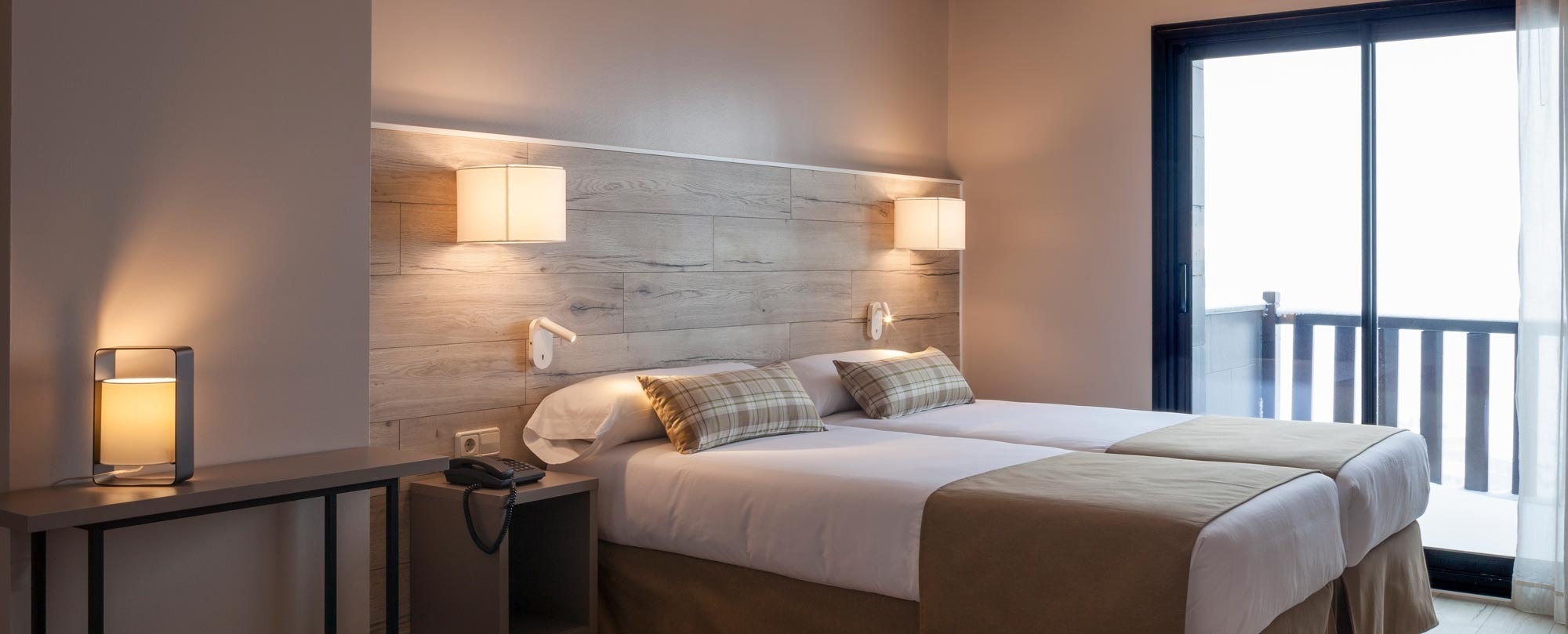 hotel.pictures.0.altText