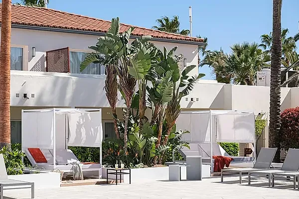 Descans de luxe: cabanes exclusives ESTIVAL: Corporativa.