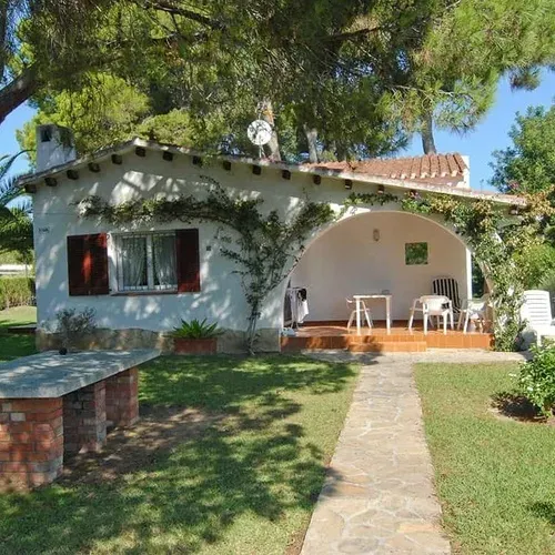 Casa d'Estival Eldorado Resort: benvinguts a la nostra caseta amb jardí i porxo. Estival Group | Lloc Web Oficial.