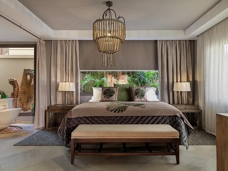 Royal River Luxury Hotel