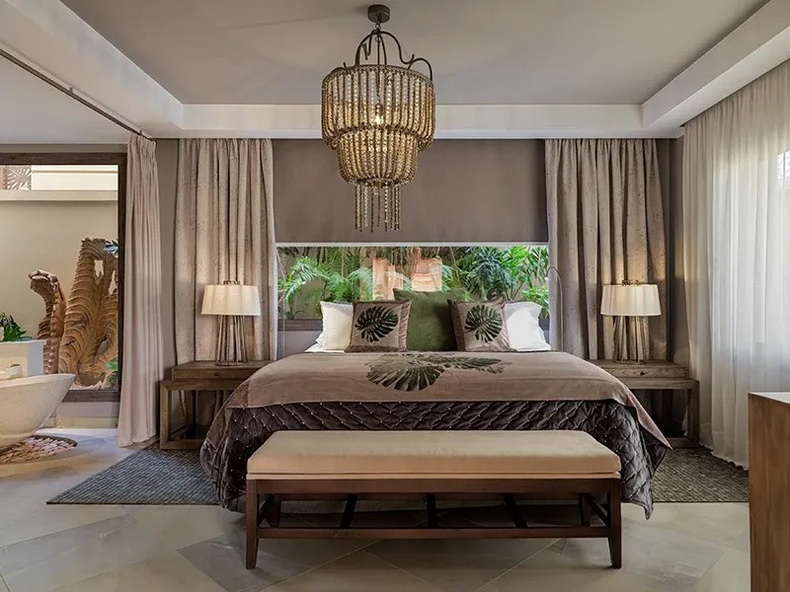 Royal River Luxury Hotel