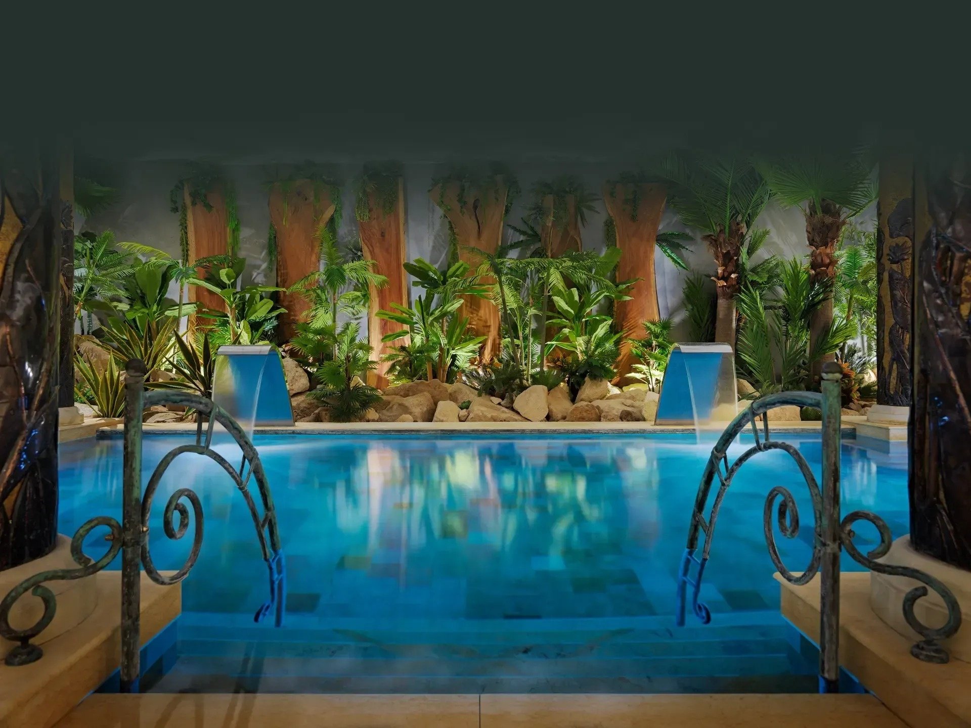 Royal River Luxury Hotel - Serenity Spa Water Circuit 
