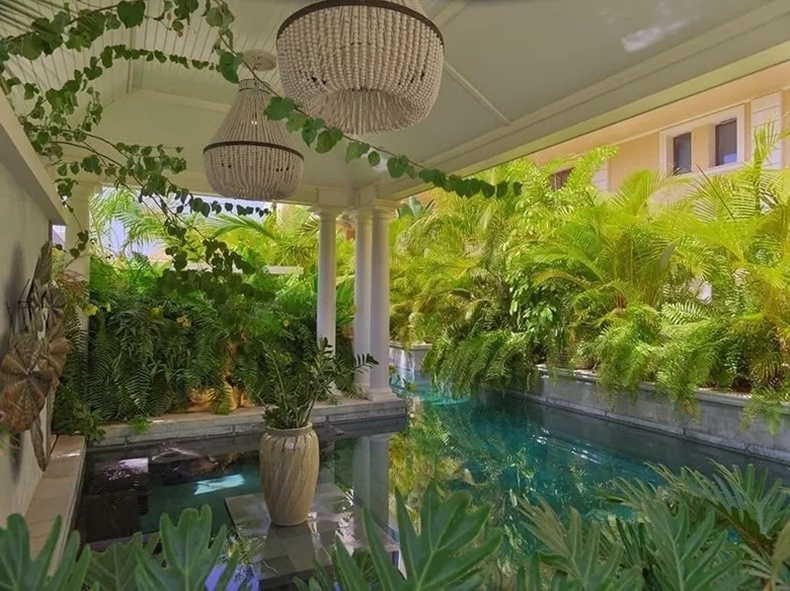 Royal River Luxury Hotel