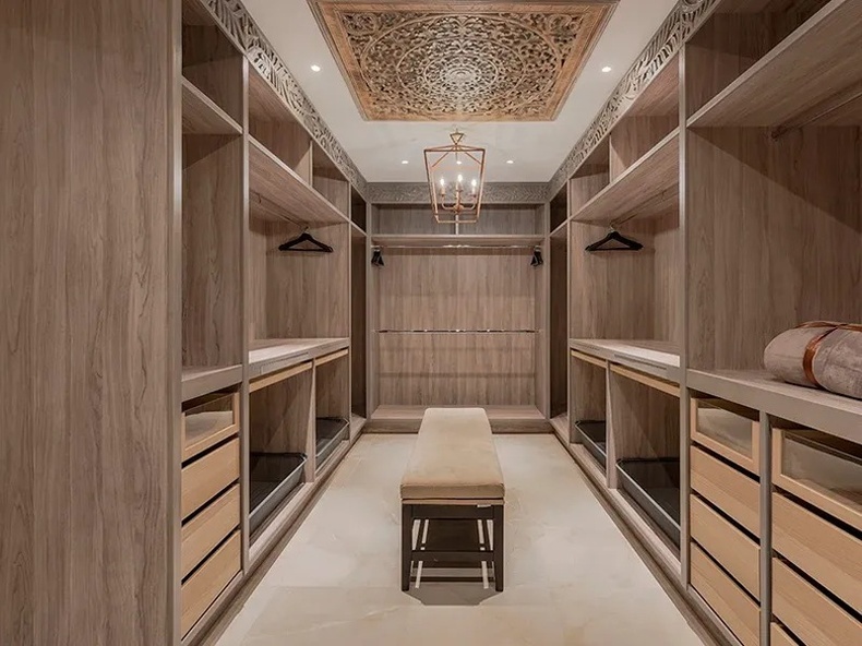 Royal River Luxury Hotel