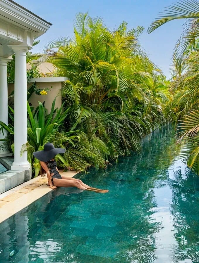 River villas with private pool 
