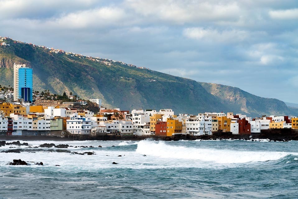 Olas en Puerto de la Cruz