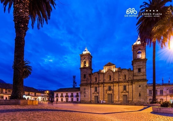 the andes plaza hotel is located in bogota