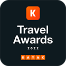 un logotipo para los premios de viaje kayak 2022