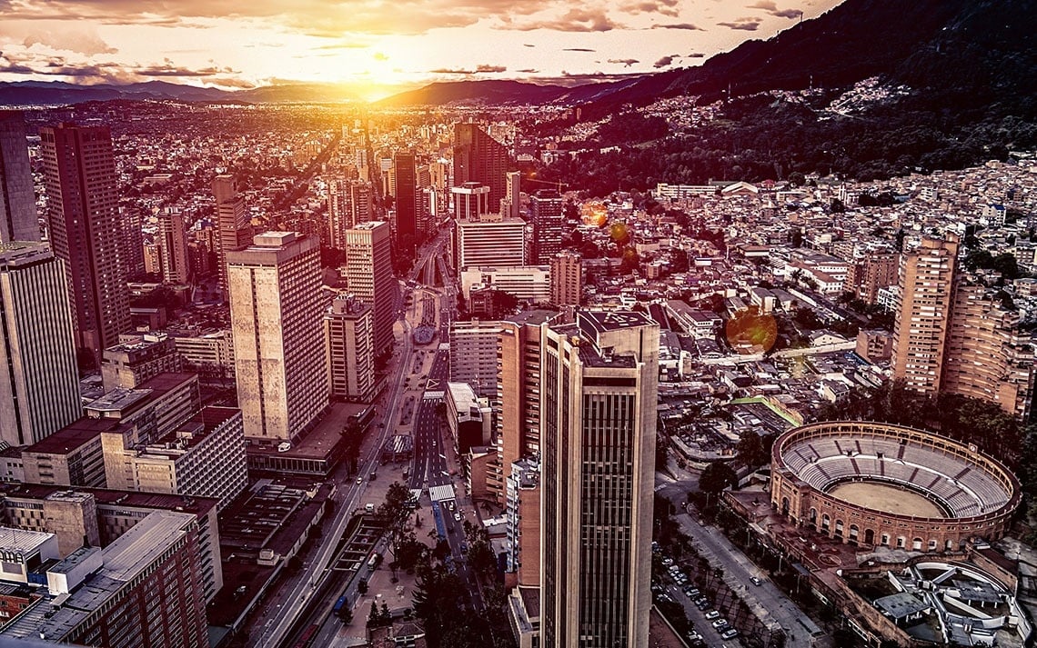 Vista aérea de uma paisagem urbana