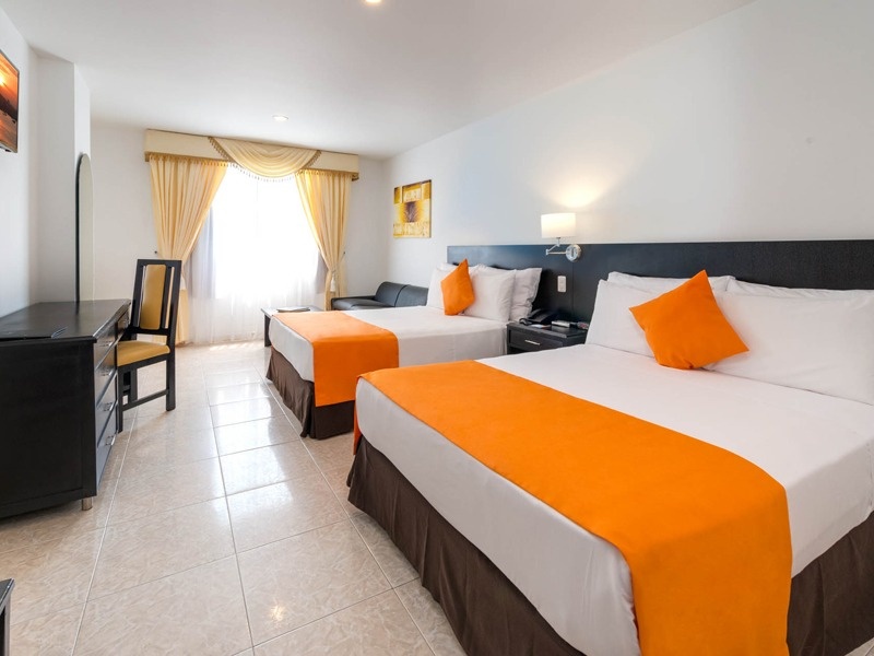 Bright room at the EM Cartagena Plaza Hotel