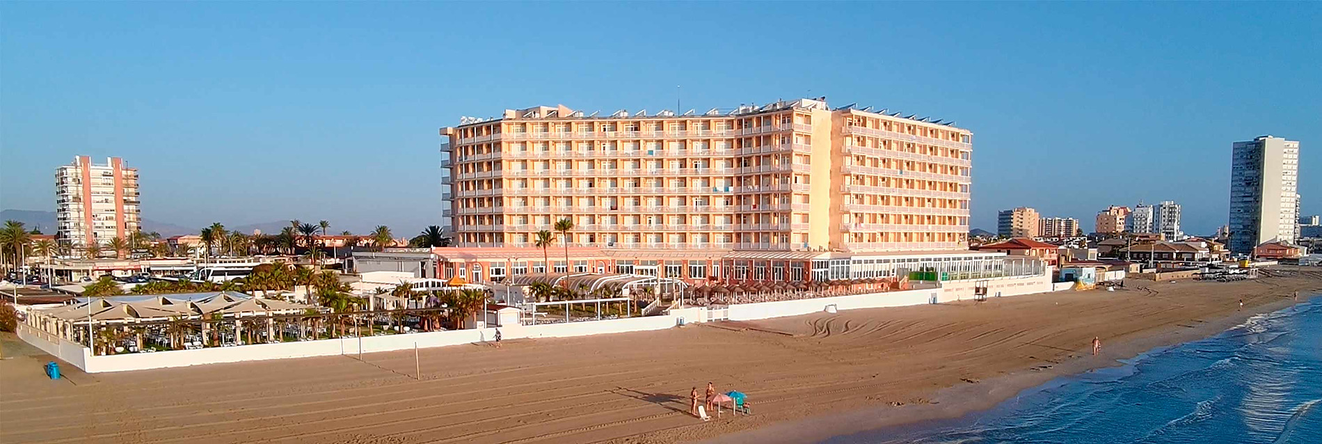 Enjoy a Day Pass at Hotel & Spa Entremares, Manga del Mar Menor. Ocean views.