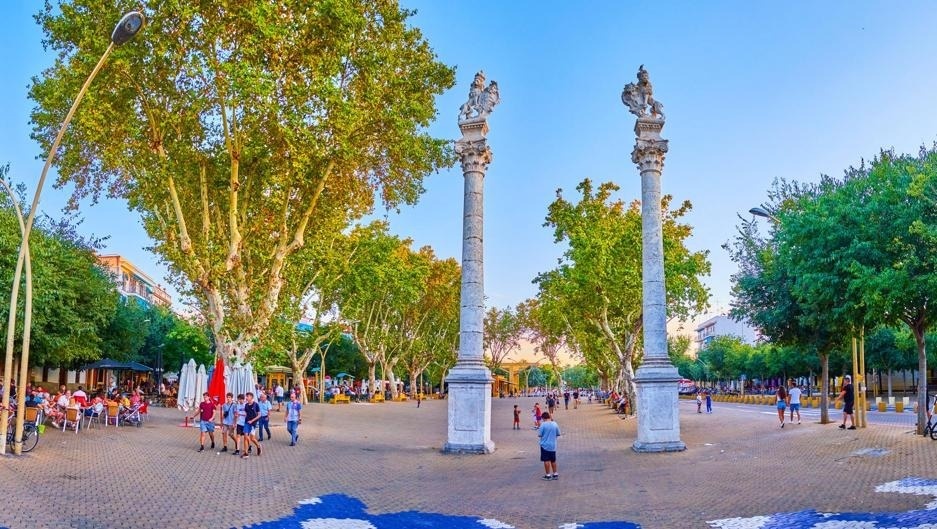 Cine al aire libre y teatro