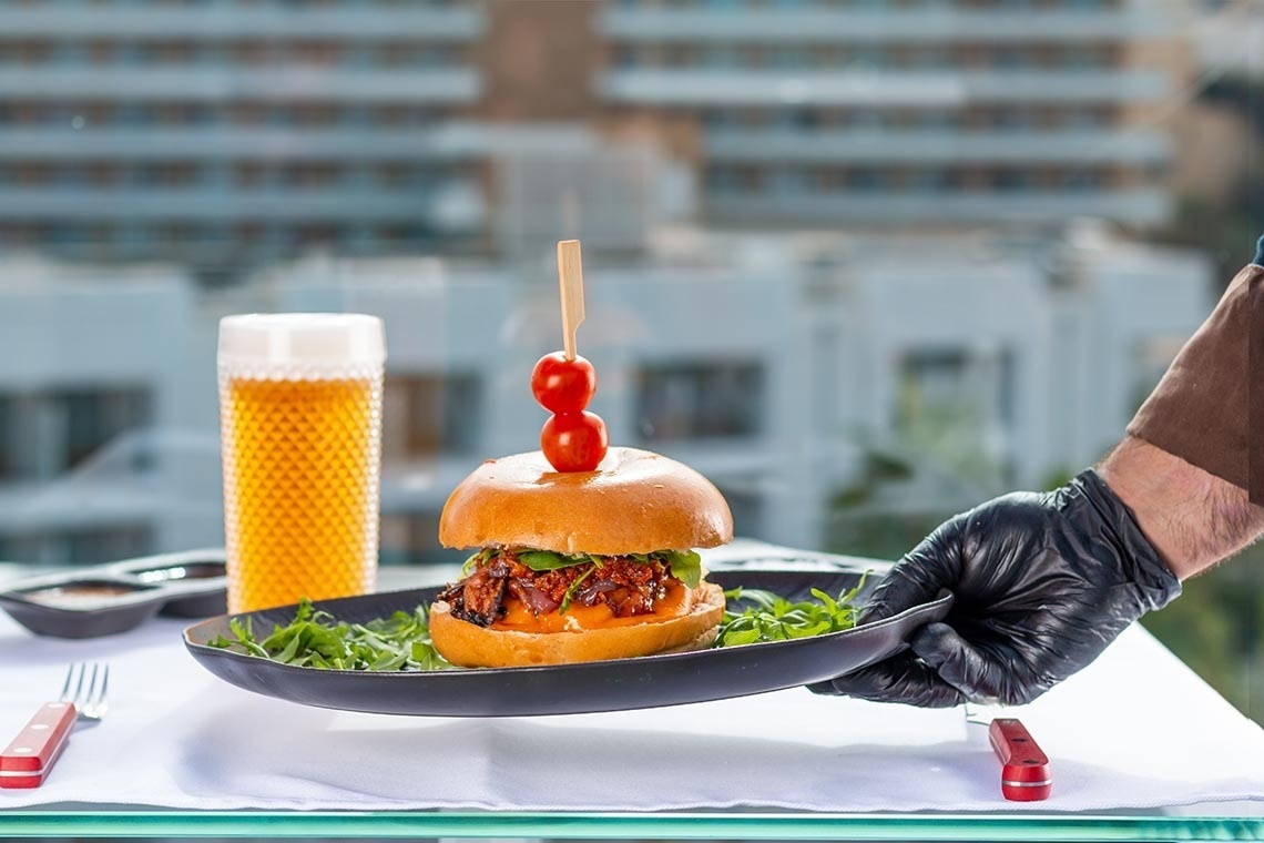 RESTAURANTE Y BAR
