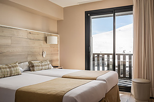 Hotel Caribou