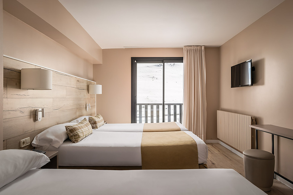 Hotel Caribou