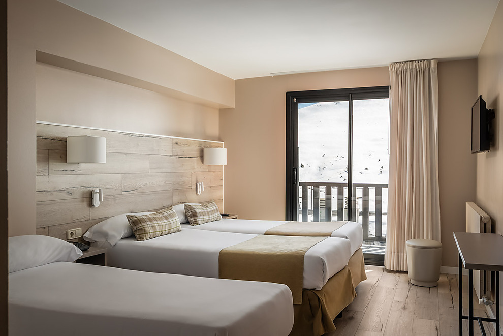 Hotel Caribou