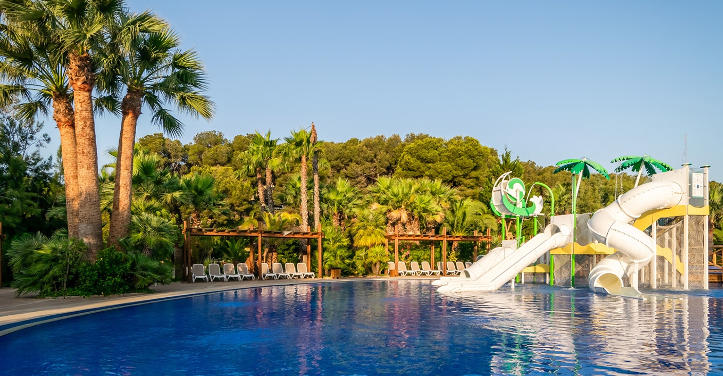 Wasserspaß mit Rutschen und Pool für die ganze Familie: Dienstleistungen | Estival Torre de la Mora | Tarragona | Estival Group.