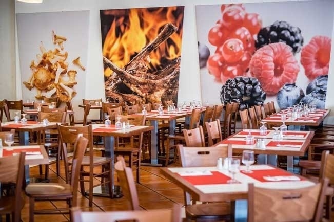 Restaurant de L'El Buffet d'Altafulla | Ambiance chaleureuse et cuisine gourmande.