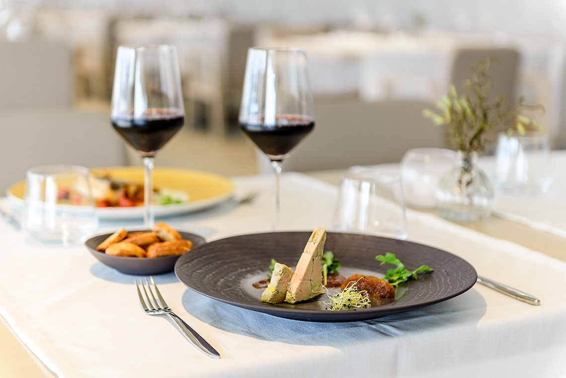 Fine dining with foie gras and red wine at The Terrace | Estival Eldorado Resort