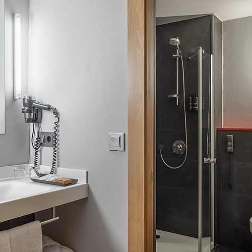 Hotel room with mountain view at Hotel Sporting Andorra | Grandvalira Pas de la Casa.