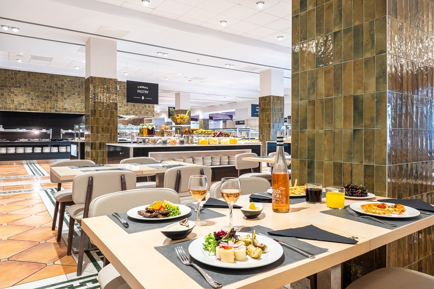 Buffet-Restaurant im Hotel Estival Park Marena 4* Superior mit abwechslungsreichen Speisen. Entdecken Sie die offizielle Website.