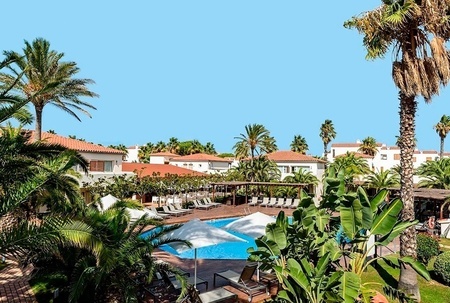 <strong>NUEVO PRODUCTO ONLY ADULTS</strong><small> Estival Park Resort </small>