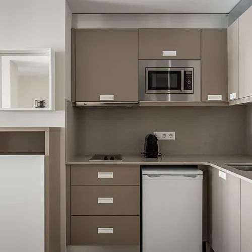 Chic ESTIVAL: Corporativa living area & kitchen with views.
