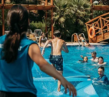 Actuació corporativa ESTIVAL a Torre de la Mora, Tarragona.