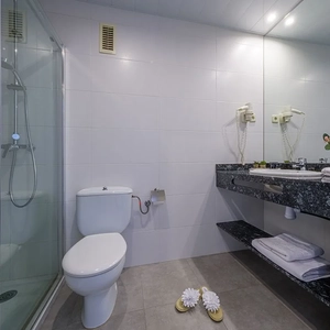 Apartamentos 2/4