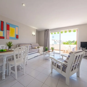 Apartamentos 2/4