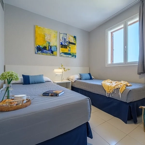 Apartamentos 2/4