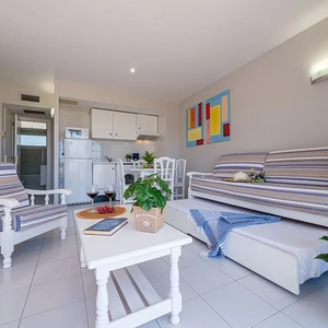 Apartamentos 2/4