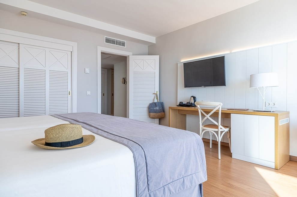 Estival Torrequebrada