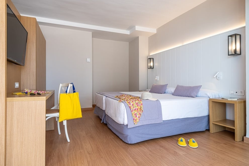 Estival Torrequebrada