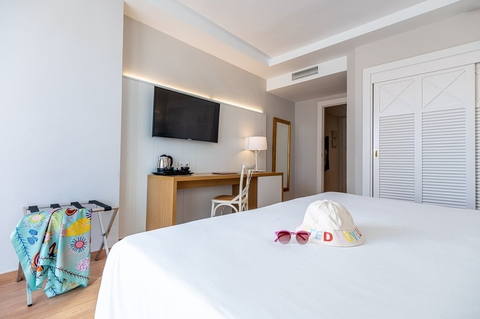 Estival Torrequebrada