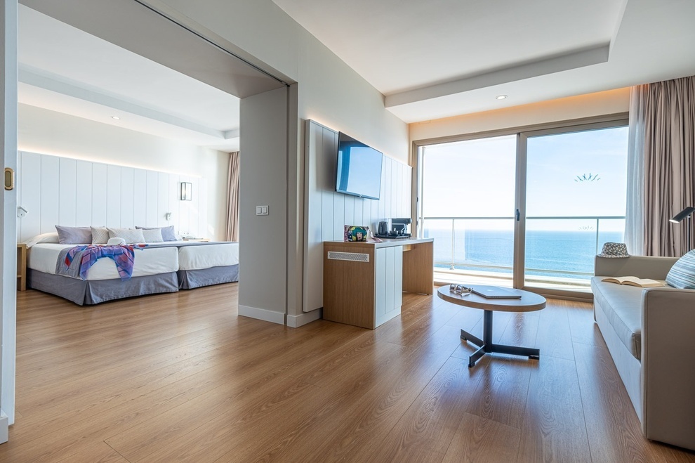 Estival Torrequebrada