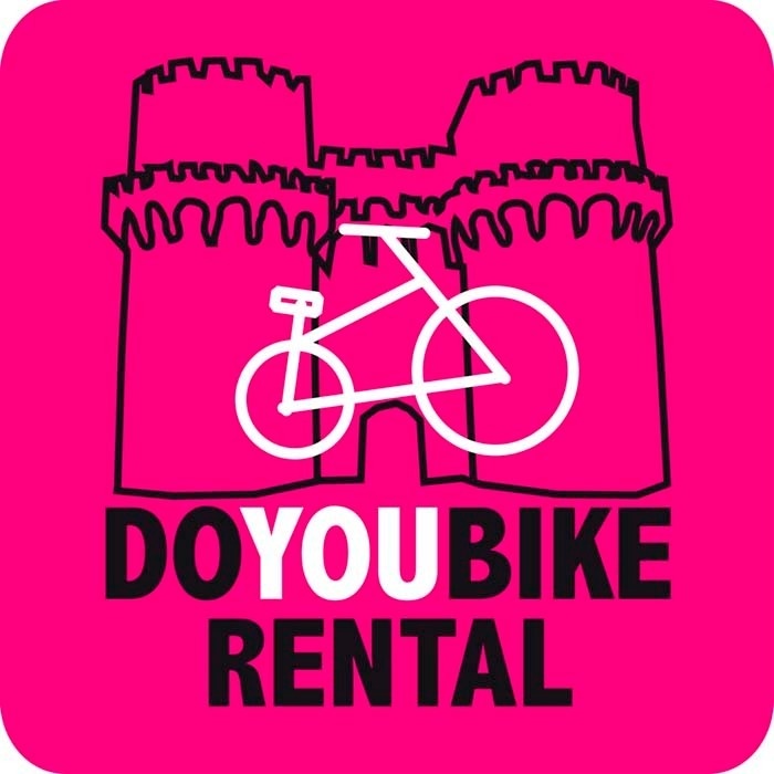 Bicycle rental logo with castle and "DOYOUBIKE RENTAL" text. Ideal for corporate stays.