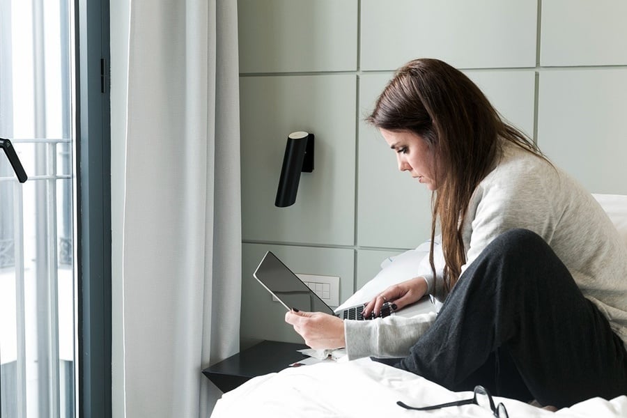 Relax in bed with your laptop. Ideal for feet up: corporate stays.