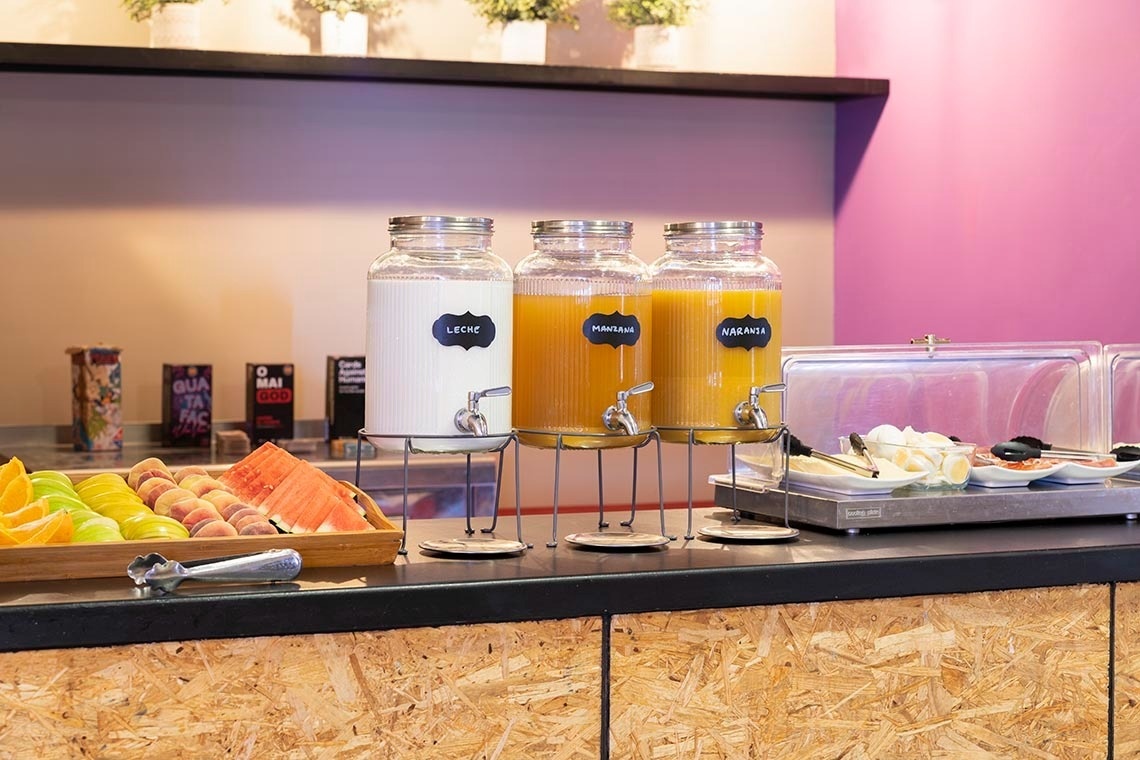 Enjoy breakfast: corporate style with fresh juices and fruit. Put your feet up!