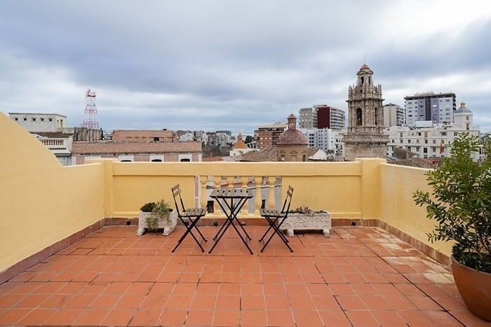 Feet Up Hostels
