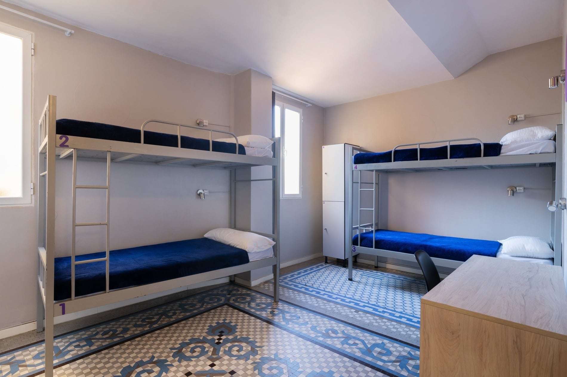 Feet Up Hostels