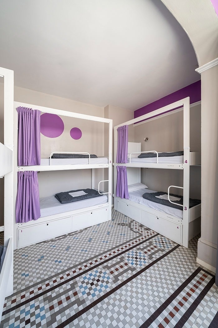 Feet Up Hostels