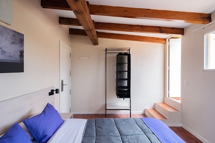 Feet Up Hostels