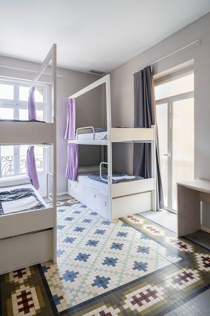 Feet Up Hostels